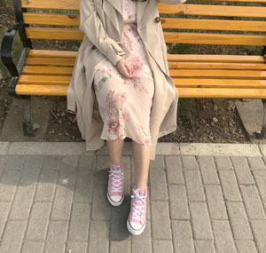 孙杨提前伸脖子等待金牌