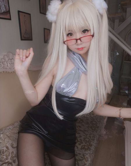 红唇
